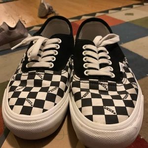 Vans suede and checkered SZ 8